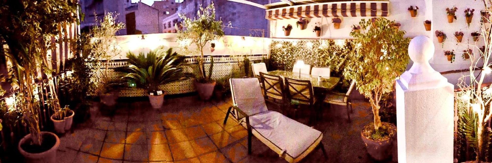 Maravilloso Apartamento Centrico De 70M2, Jardin Propio 40M2 Con Piscina Para Ninos Y Parking Opcional Μάλαγα Εξωτερικό φωτογραφία
